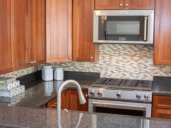 2nd image of 1417 Chapin St NW APT 506