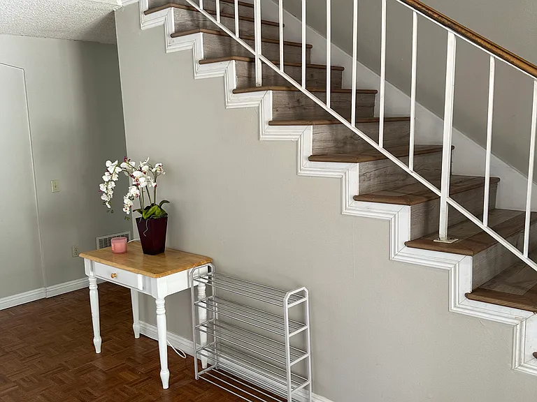 370 W Campus View Dr — Photo 17