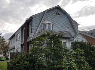 1056 Washington Ave, Albany, NY 12203