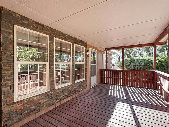 5th image of 1300 Robyn Pl