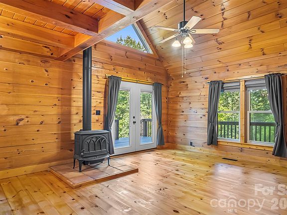 5th image of 314 Old Mill Rd