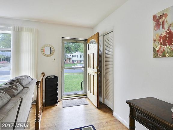 Entry to Living Room