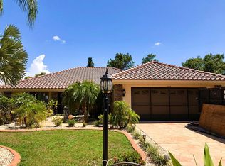 2059 Berry Roberts Dr, Sun City Center, FL 33573