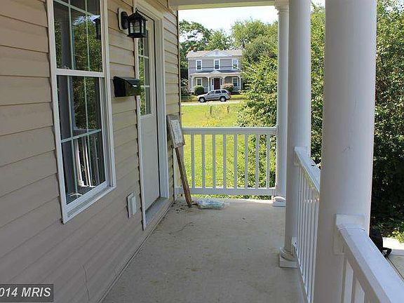 5th image of 1006 Myrick St