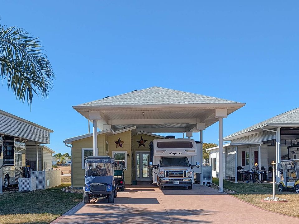 1st image of 854 Plantation Dr