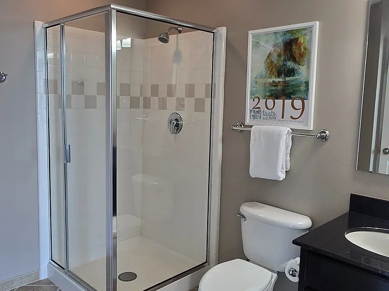 2nd bedroom/ office full bath
A door from the hallway has been closed off for more privacy.