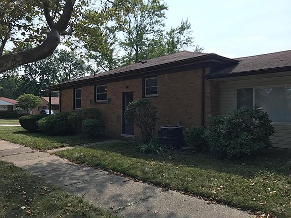 3rd image of 20315 Hunt Club Dr