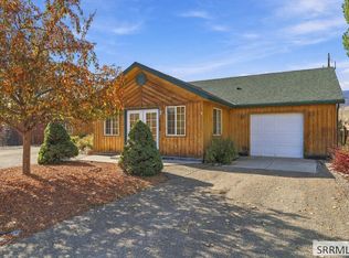 819 Idaho Ave, Salmon, ID 83467