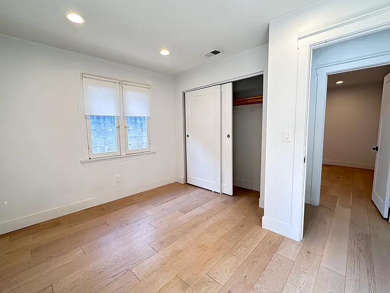 4336 Toland Way — Photo 37