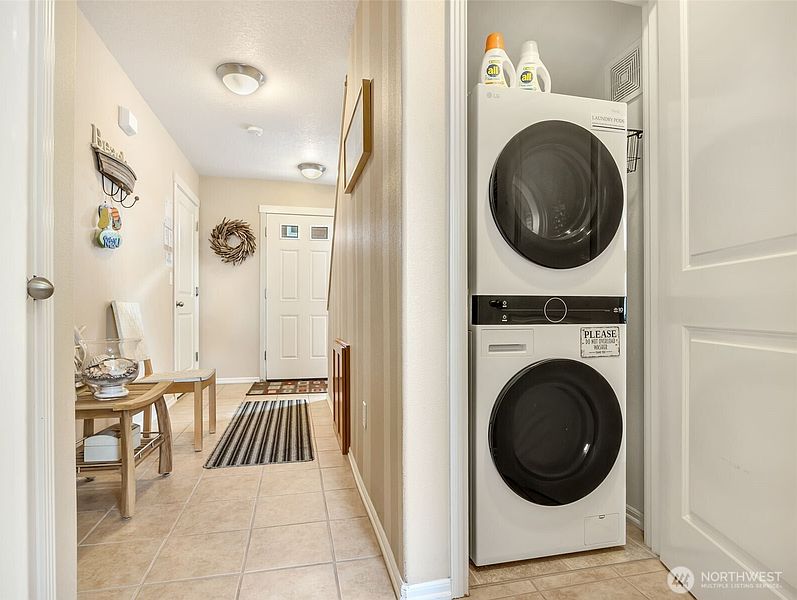 3rd image of 316 7th Street SW #13