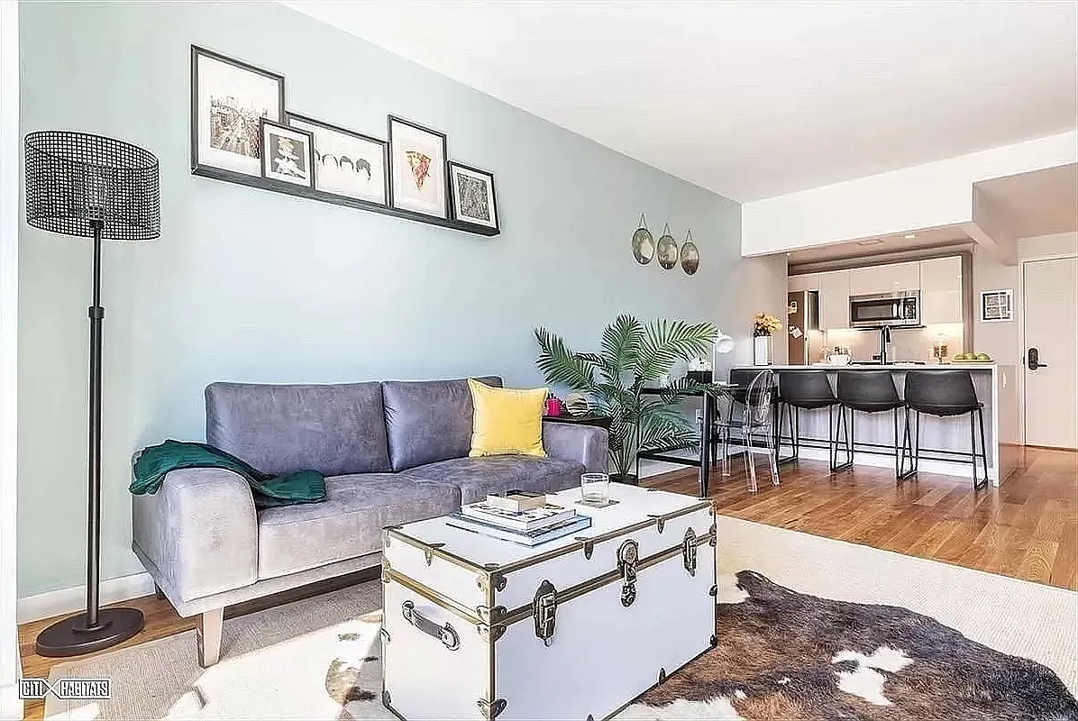 211 Mcguiness Boulevard — Photo 4