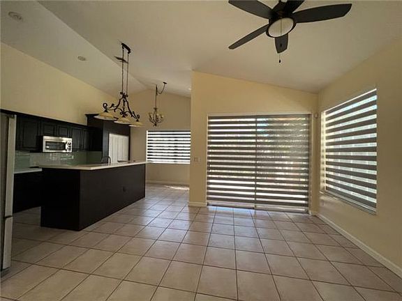 3rd image of 1154 NW 116th Ave