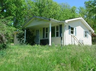 930 Watson Rdg, Ravenna, KY 40472
