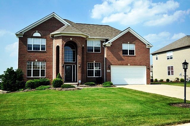 Pebblestone Front View