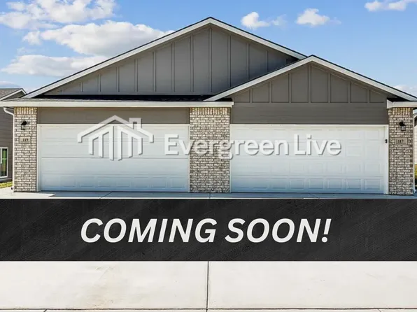 102 E Santa Fe Cir, Mulvane, KS 67110