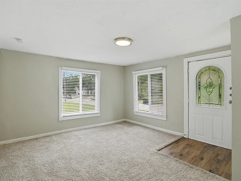 1214 Jones St — Photo 5