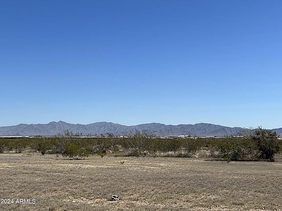 5th image of 30420 W Lower Buckeye Road #--