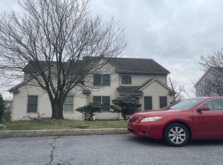 2105 Northview Ln, Harrisburg, PA 17110