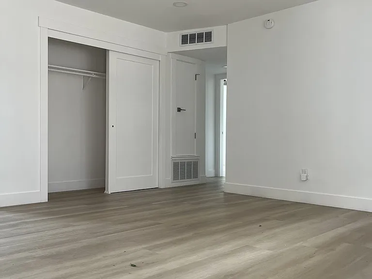 1321 Plumas St #201 — Photo 3