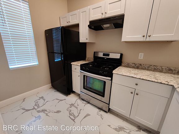 4th image of 1458 N Gaylord St #11456033