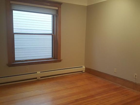 5th image of 1261 N Pennsylvania St APT 7