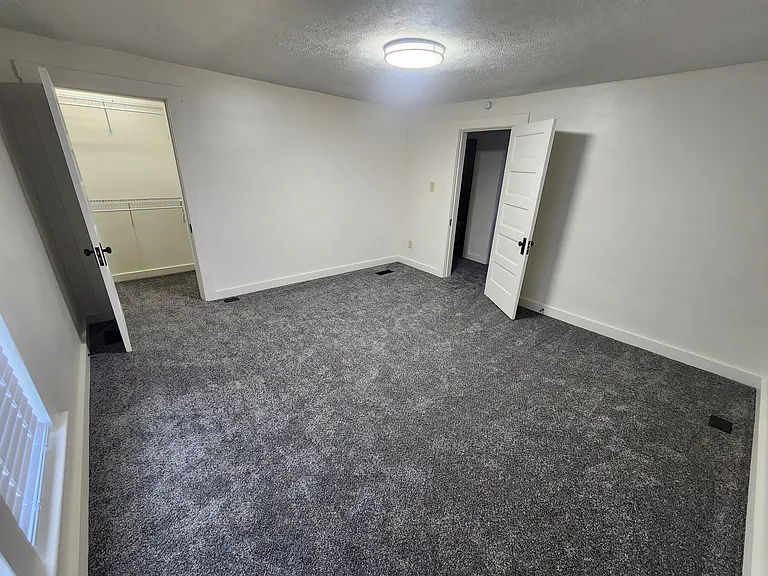 214 Pratt St #7 — Photo 11