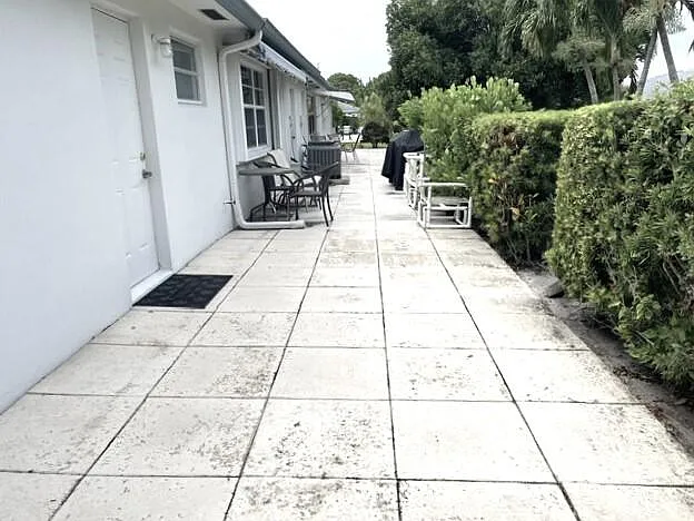 1152 Circle Dr #D — Photo 35
