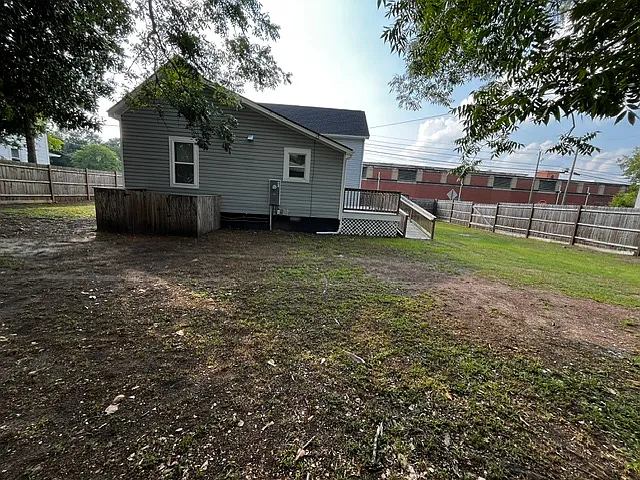 1001 Southern Ave — Photo 19