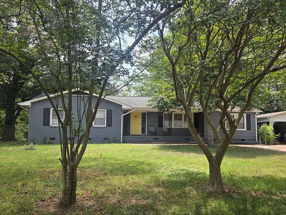 608 Dupont Dr