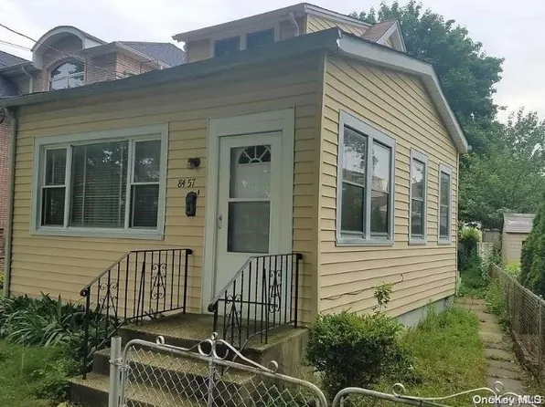 84-57 266th Street, Floral Park, NY 11001