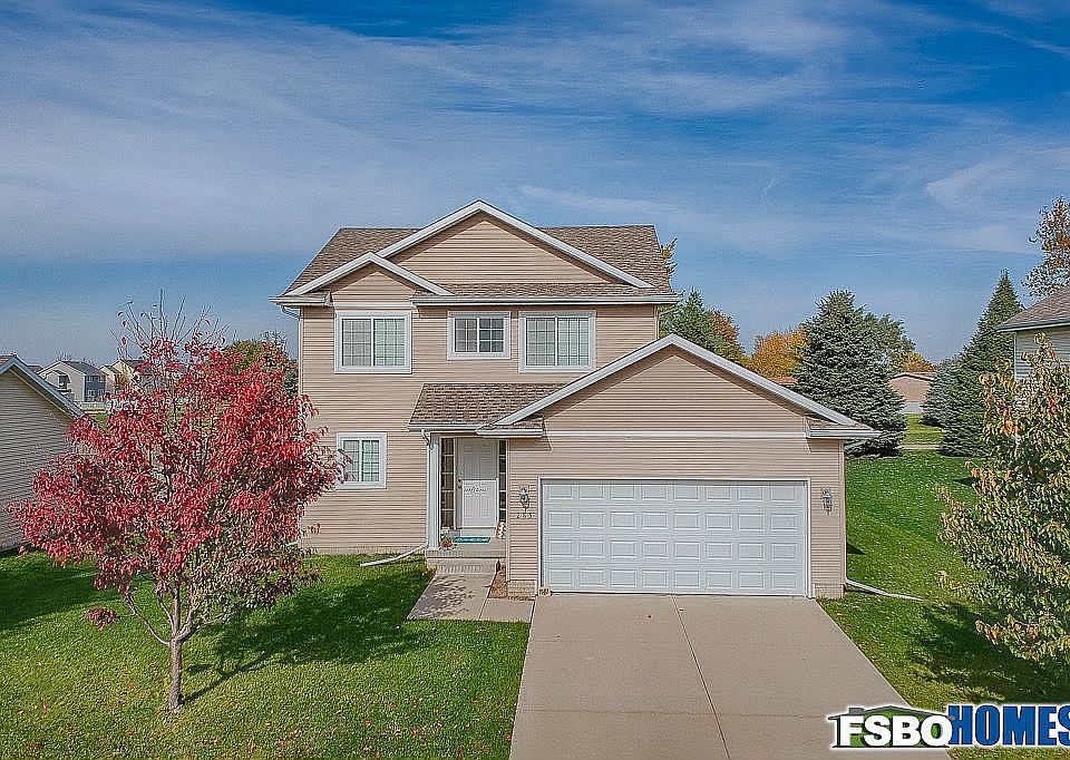 1st image of 285 SE Olson Dr