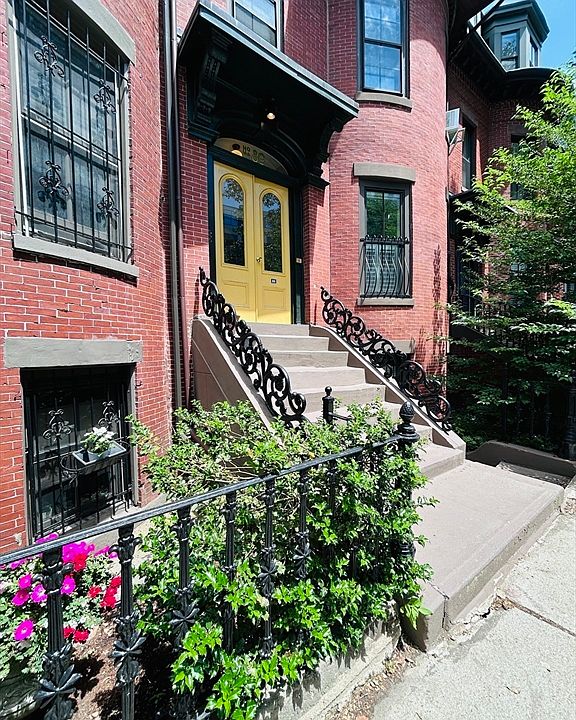 1st image of 80 E Brookline St APT 2
