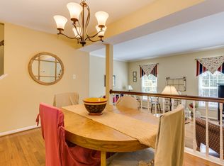 6223 Medinah Ln, Alexandria, VA 22312