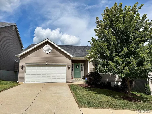 5020 Eagle Wing Ct, Eureka, MO 63025