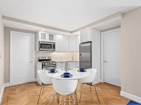 305 E 86th St, New York, NY