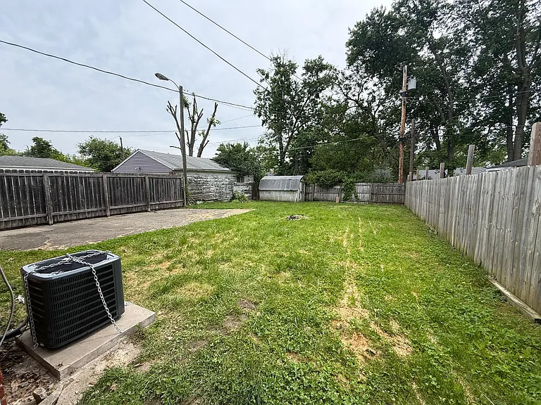 405 S Sheridan Ave — Photo 17