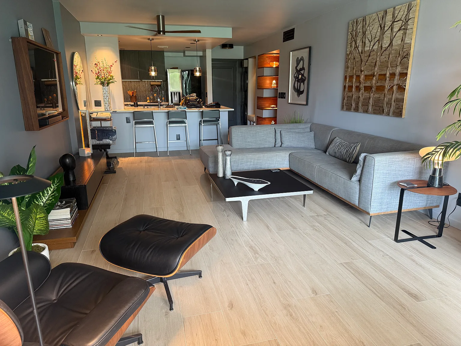 1 bed, 880 sqft, $2,200 — Photo 2
