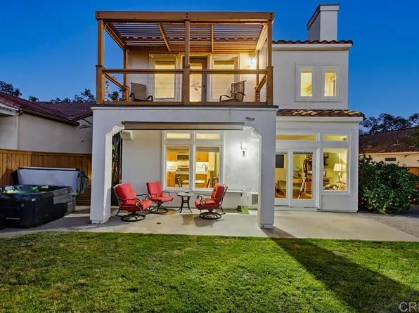 2345 Amber Oak Ln, Escondido, CA 92027