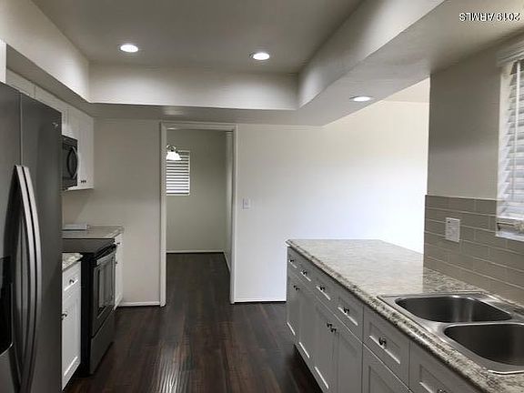 5th image of 13657 N 103rd Ave