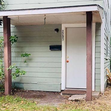 1st image of 1404 6th St