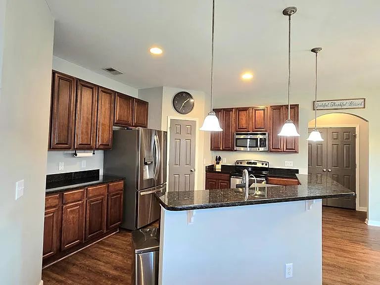 525 Batty Way — Photo 15