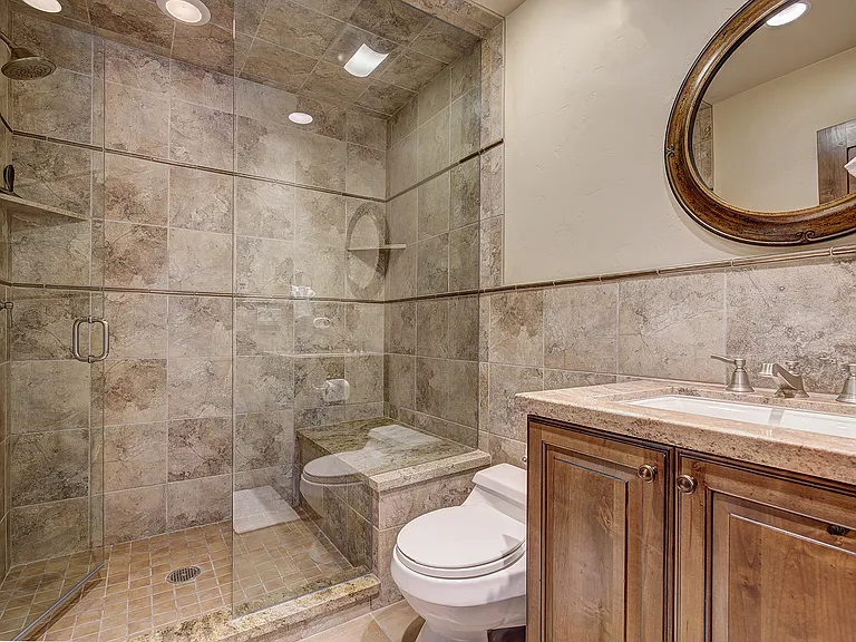 4230 Spruce Way — Photo 30