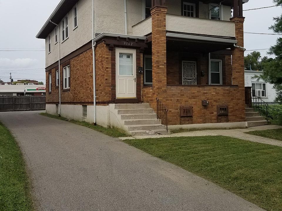 1st image of 3162 Parkview Ave #2