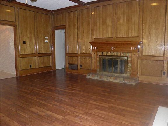 2nd image of 536 Hidden Brooke Dr