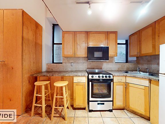 5th image of 150 2nd Ave #1RN