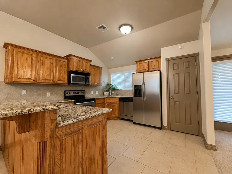 1701 Dorothy Dr — Photo 6