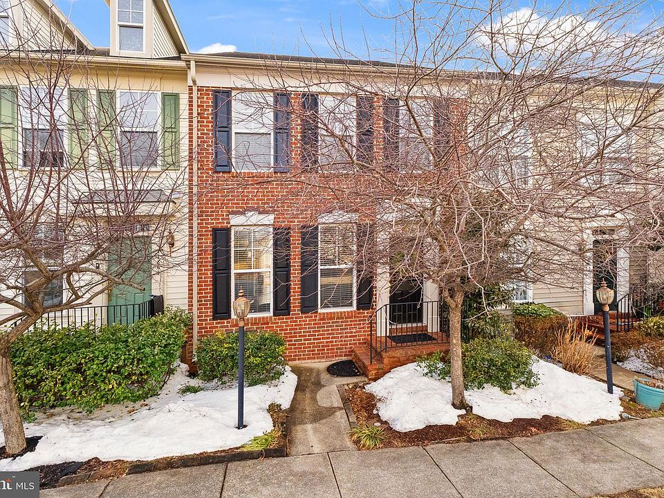 1st image of 11863 Benton Lake Rd