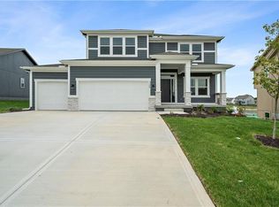 1120 NW 106th St, Kansas City, MO 64155