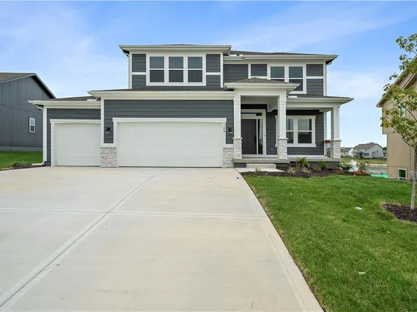 1120 NW 106th St, Kansas City, MO 64155