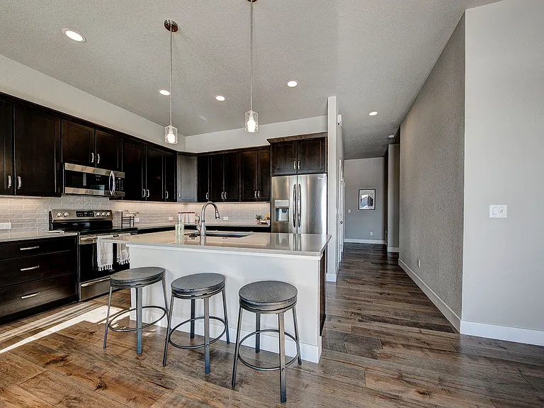 3303 Red Mountain Ave — Photo 14